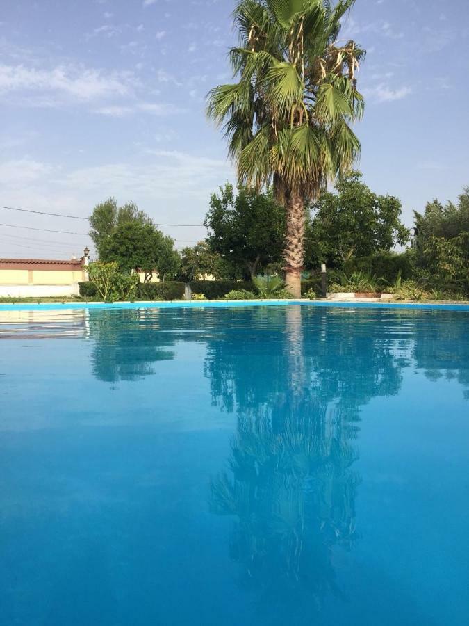 Villa Pilonga Dos Hermanas Zewnętrze zdjęcie